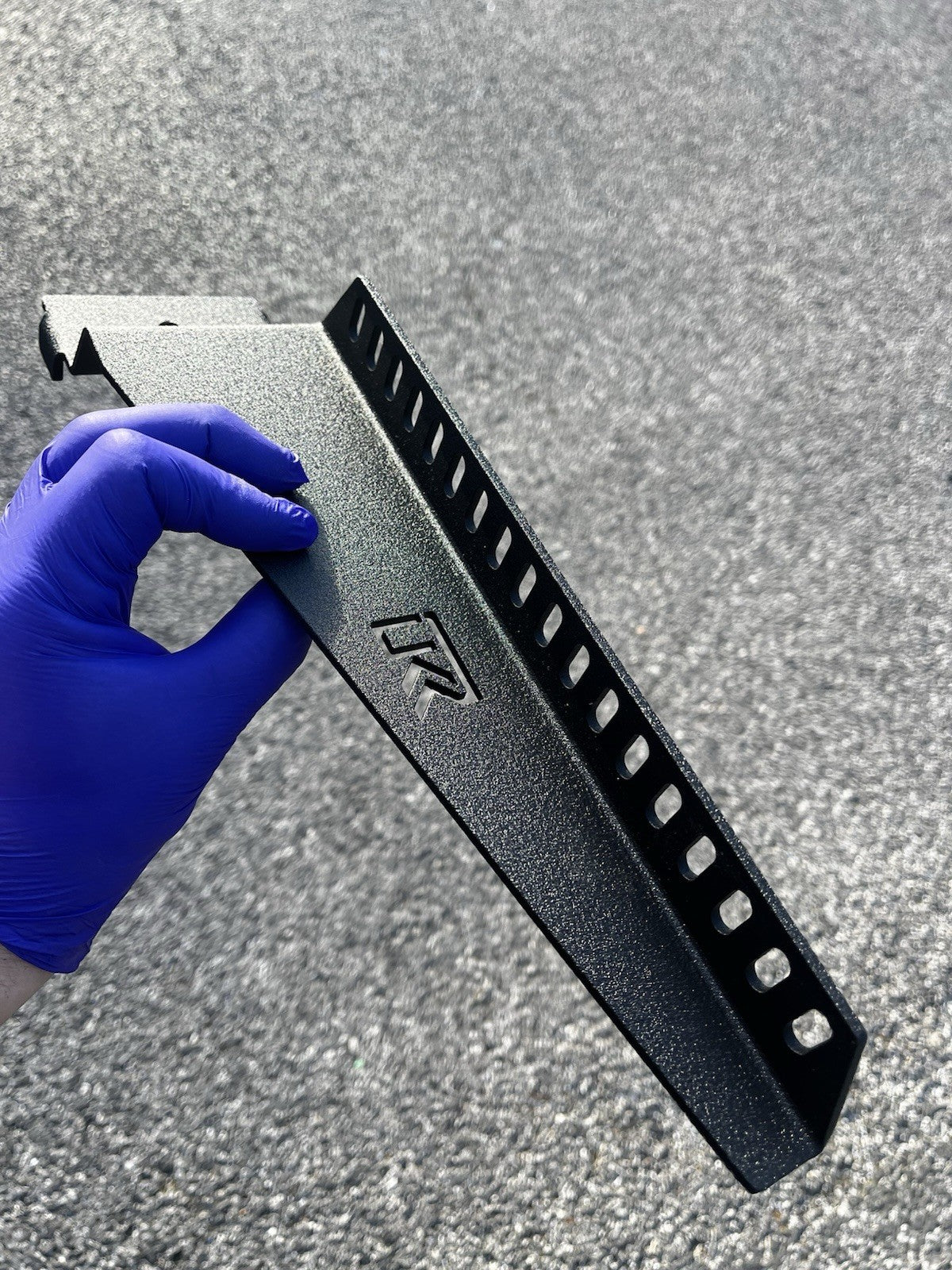 Mercedes sprinter / vw crafter solar panel roof rail mounts