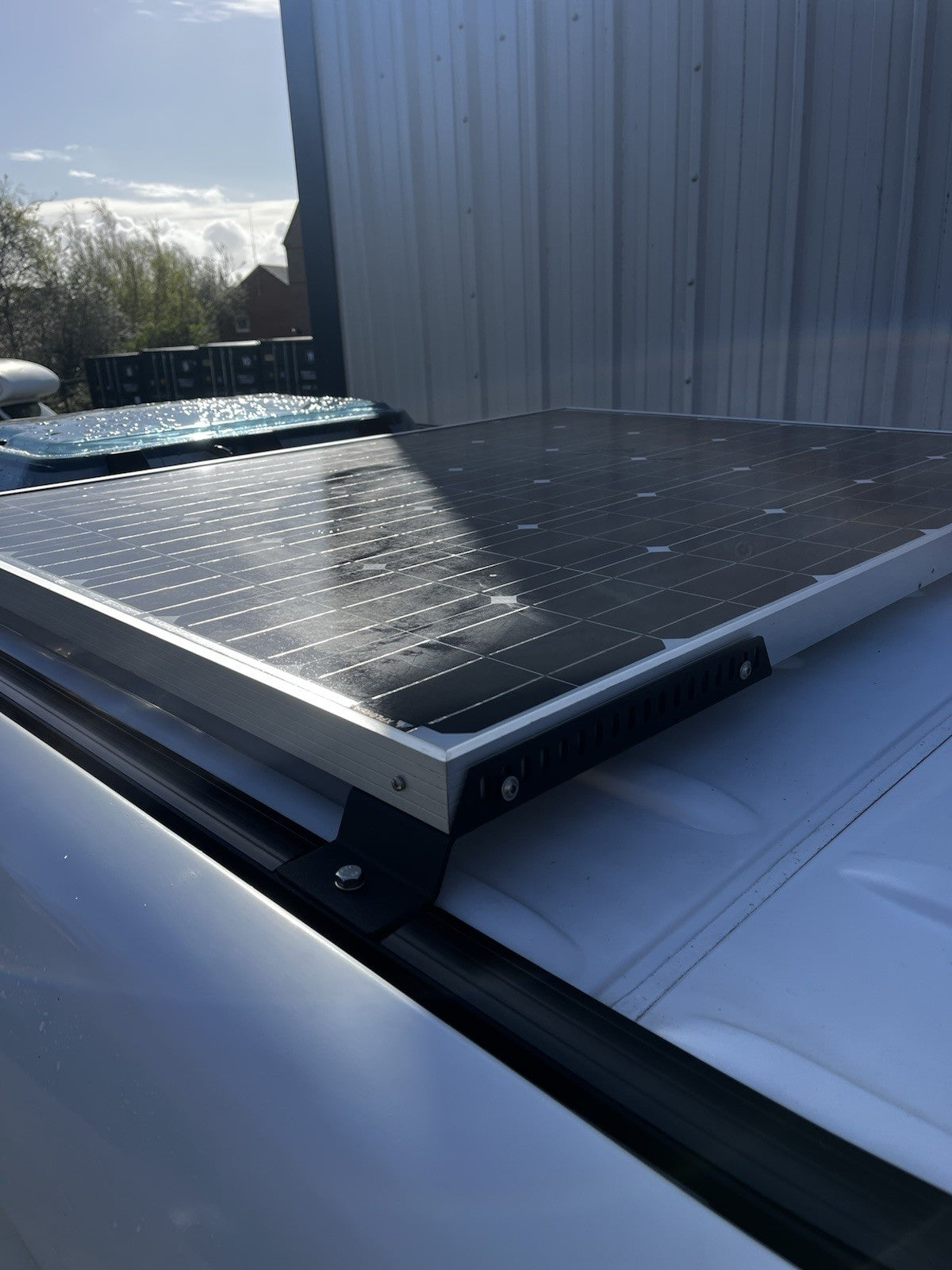 Mercedes sprinter / vw crafter solar panel roof rail mounts